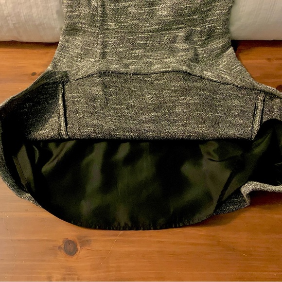 BANANA REPUBLIC black/white Dress with Leather Detail Shoulder/Collar, Size 8. - Picture 7 of 9